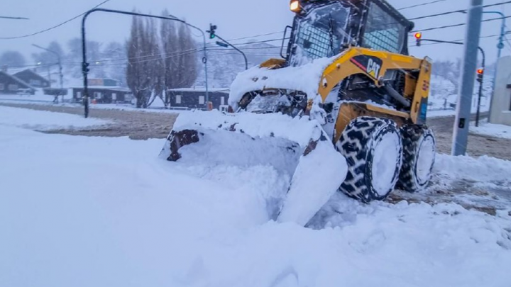 OPERATIVO INVIERNO: CONTINÚAN LOS TRABAJOS PARA GARANTIZAR LA TRANSITABILIDAD