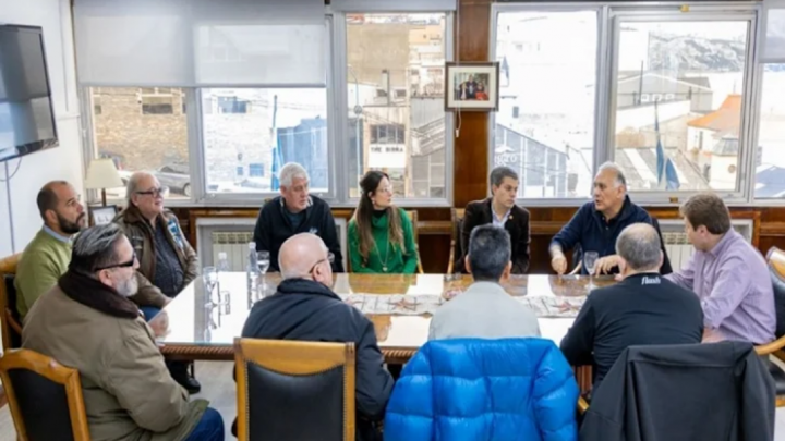 Veteranos se reunen con Melella y no piden informacion sobre autorizacion del radar ingles
