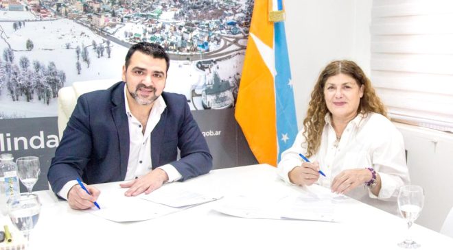 Firman convenio para fortalecer la articulación entre la Municipalidad de Ushuaia y SEDRONAR