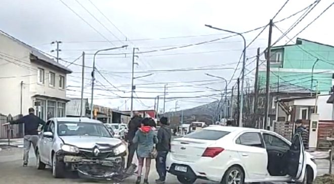 Niña de 1 año de vida resulta herida en una colisión Niña de 1 año de vida resulta herida en una colisión