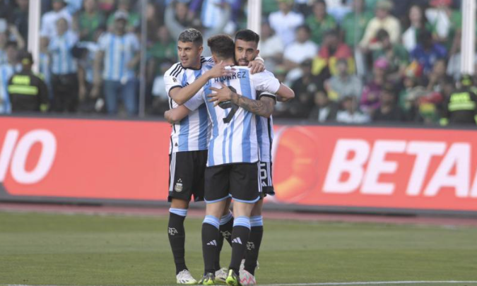 Sin Messi, Argentina goleó 3 a 0 a Bolivia en la altura de La Paz