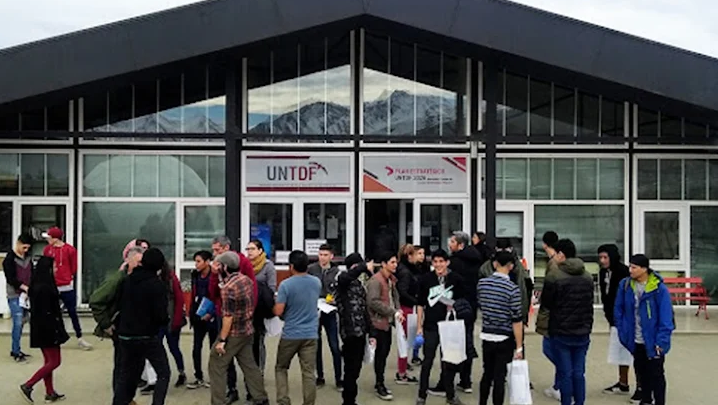 Baja tasa de graduación en la UNTDF solo 200 egresados en trece años