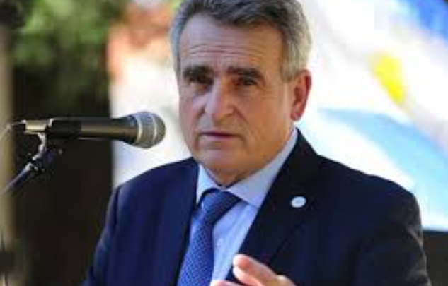 Rossi: «La coalición de gobierno que imagina Massa es mucho más amplia que la que tenemos ahora»