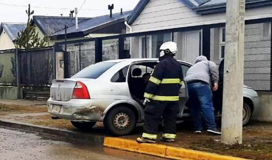 Choque, un menor lesionado y uno de los vehiculos huyo del lugar Choque, un menor lesionado y uno de los vehiculos huyo del lugar