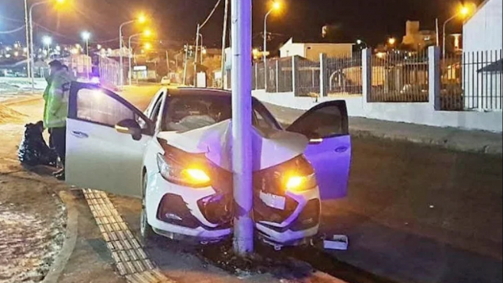 Choque en la madrugada en Ushuaia, sin lesionados