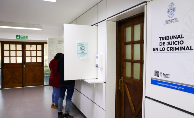 Condenan a 4 años de prisión a un hombre por tenencia de imágenes sexuales de menores
