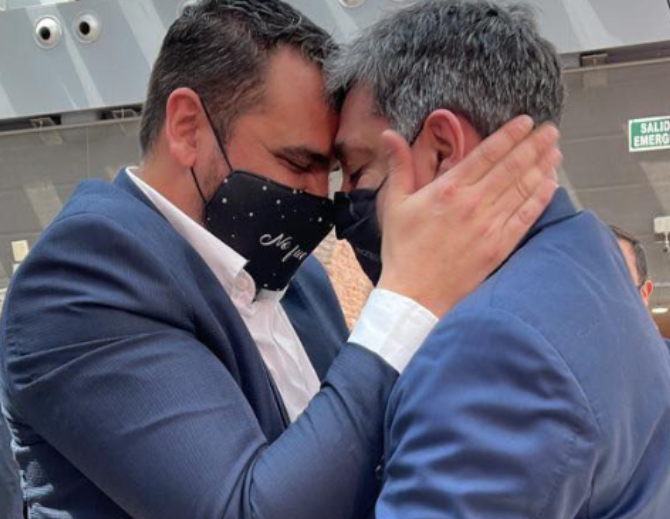 La política fueguina de luto «Mi compañero y amigo»: las palabras de Vuoto luego de la trágica partida de Rodríguez La política fueguina de luto «Mi compañero y amigo»: las palabras de Vuoto luego de la trágica partida de Rodríguez