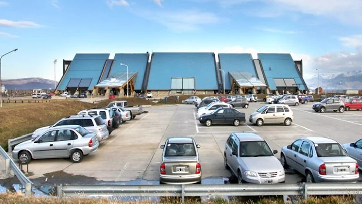 Gobierno extendió concesión aeropuerto Ushuaia hasta 2037 con aumento de tasa
