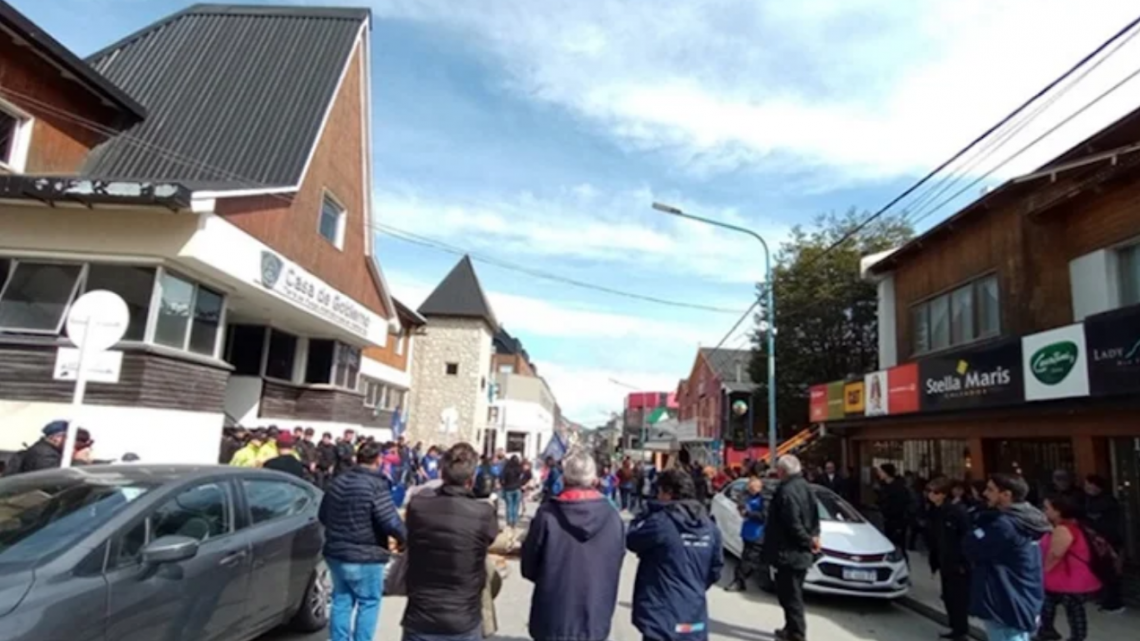 ATE convoco a una movilizacion este lunes en Ushuaia ATE convoco a una movilizacion este lunes en Ushuaia