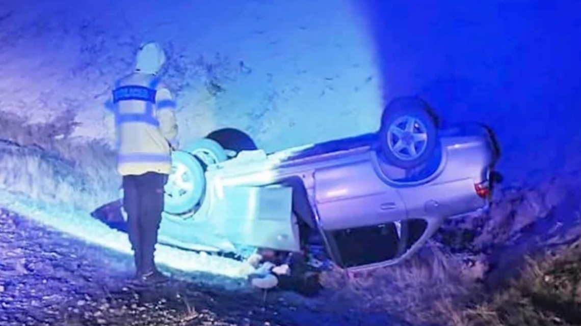 Vuelco en la Ruta 3, una mujer y una menor lesionadas Vuelco en la Ruta 3, una mujer y una menor lesionadas