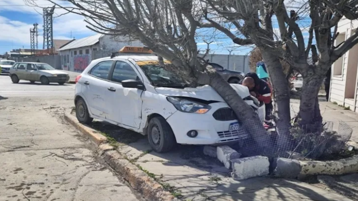 Violento choque con un menor lesionado