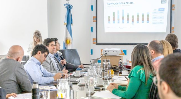 “Hay un incremento que es de un 117%, con un cálculo de $626.000 millones de gastos”, precisó Zapata García