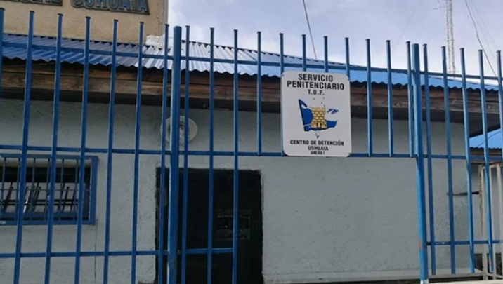 En Ushuaia investigan a un preso con salidas, por un asalto a mano armada