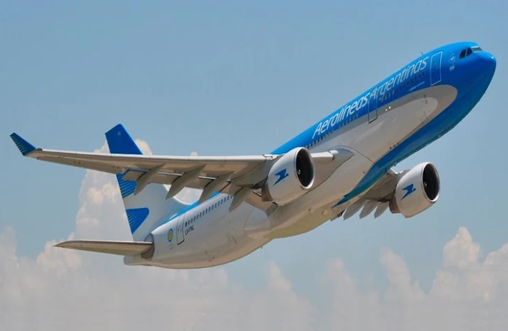 Pasajes aéreos de Aerolíneas Argentinas con 20 por ciento de aumento