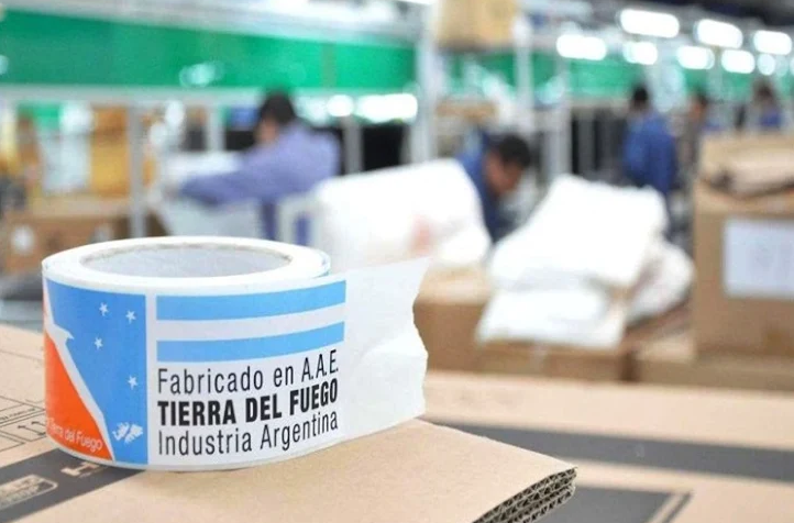 Fabricas con baja de contratos y suspensión de personal
