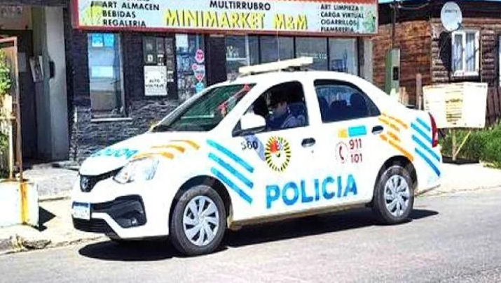 Asalto a mano armada a mini mercado en Rio Grande