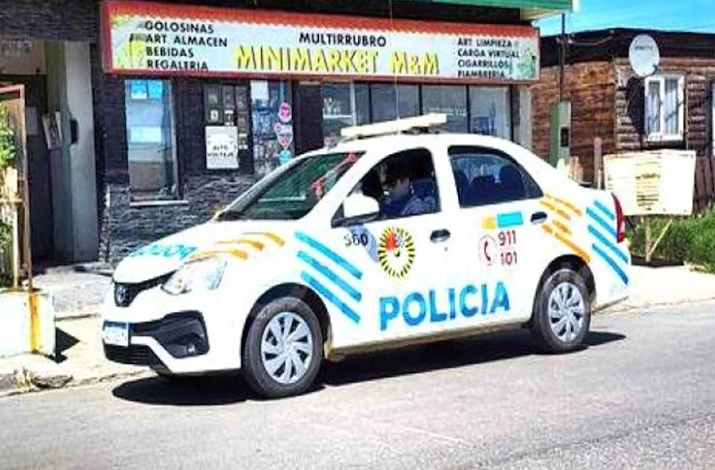 Asalto a mano armada a mini mercado en Rio Grande Asalto a mano armada a mini mercado en Rio Grande