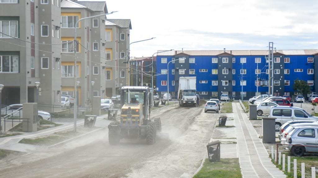 LA MUNICIPALIDAD DE USHUAIA REALIZÓ MEJORAS EN LA CALLE QUINQUELA MARTIN DEL BARRIO PROCREAR