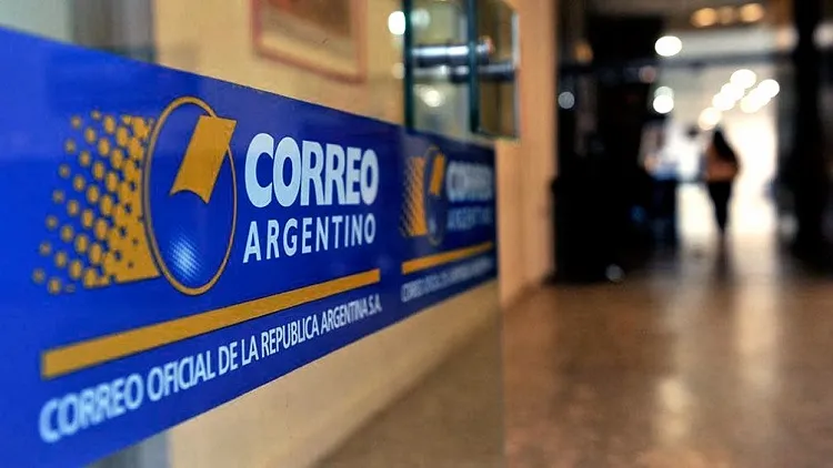 El Gobierno buscará privatizar 41 empresas: YPF, el Banco Nación, el Correo y Aerolíneas Argentinas, entre otras