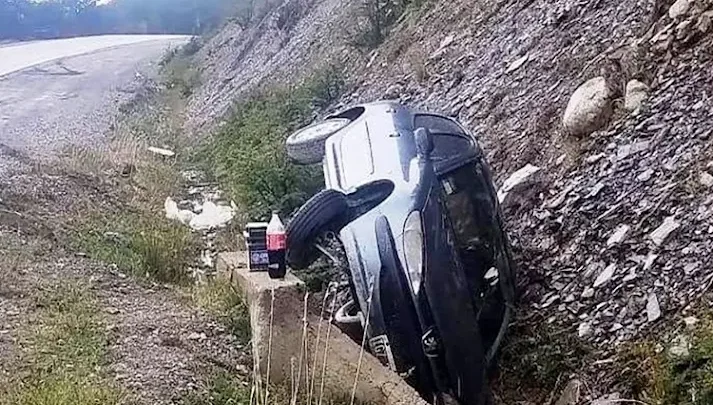 Despiste y vuelco en la Ruta 3, sin lesionados