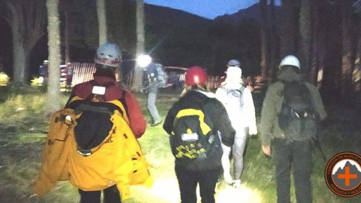 Rescatan a dos mujeres que se extraviaron en un trekking en Ushuaia