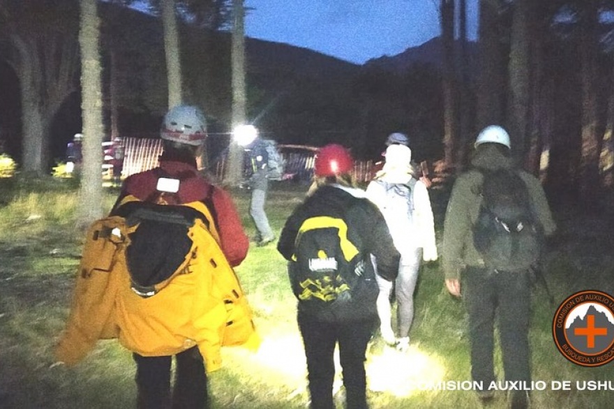 Rescatan a dos mujeres que se extraviaron en un trekking en Ushuaia