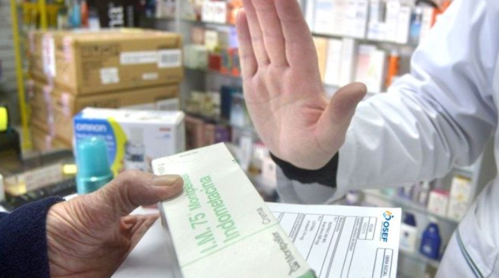 “Se está regularizando deudas con las farmacias convenidas”