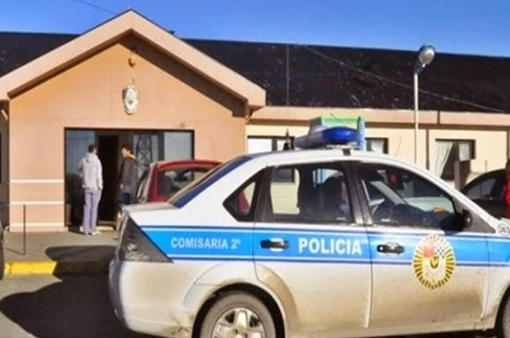Denuncian a un supuesto productor musical por abuso de un menor