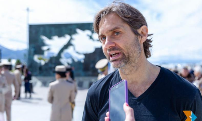 Promoción Económica: Sciurano cruzó a un diputado de la Coalición Cívica que redobló el ataque a Tierra del Fuego