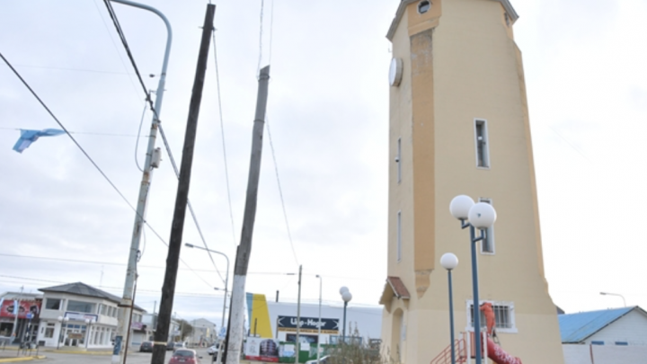 Construida en 1954: Un símbolo de Río Grande: celebran el 70° aniversario de la Torre de Agua