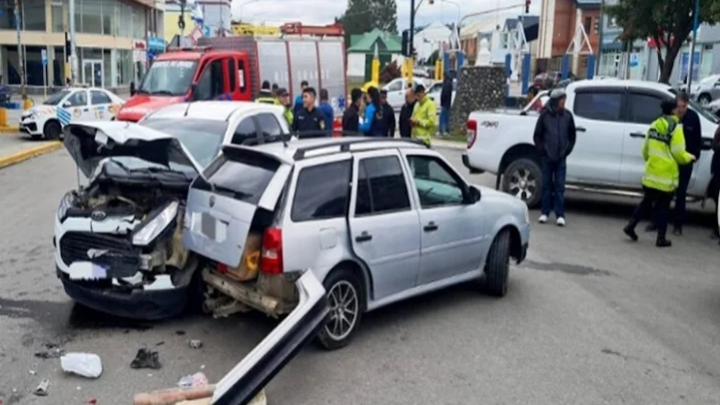Choque con tres lesionados