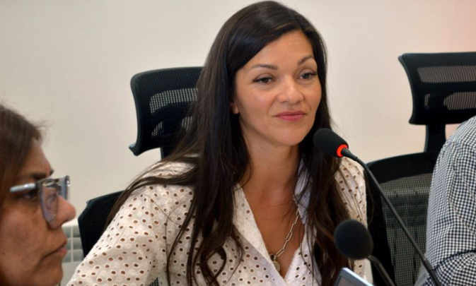 Fuerte polémica por las dietas: Zamora afirmó que el aumento del plus legislativo «alcanza a todos los empleados»