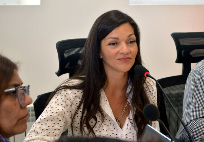 Fuerte polémica por las dietas: Zamora afirmó que el aumento del plus legislativo «alcanza a todos los empleados» Fuerte polémica por las dietas: Zamora afirmó que el aumento del plus legislativo «alcanza a todos los empleados»