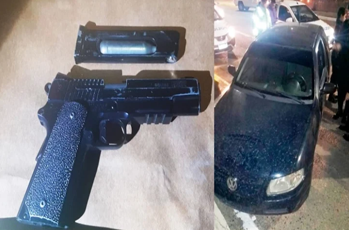 Detenido por amenazar con una réplica de arma de fuego Detenido por amenazar con una réplica de arma de fuego