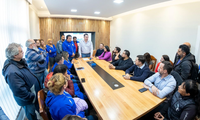Municipales firman recomposición salarial del 35% y un piso de 500 mil pesos
