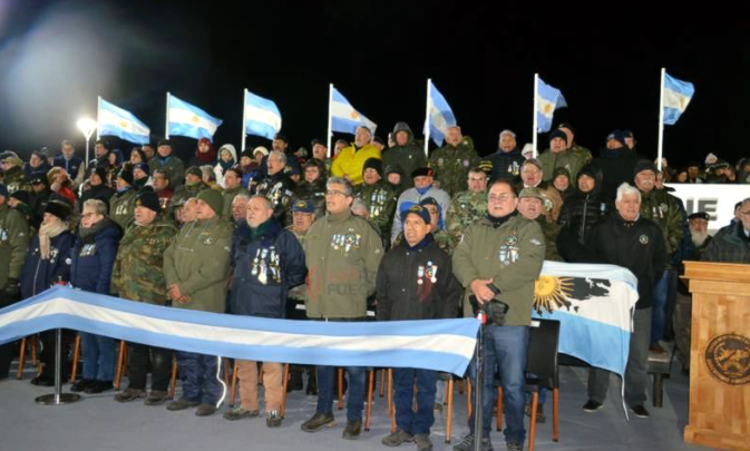 Vigilia: El gobierno nacional les da la espalda a los actos por Malvinas en Tierra del Fuego