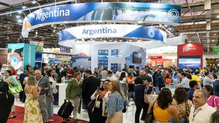 Tierra del Fuego brilla en la feria de turismo más grande de América Latina en Brasil