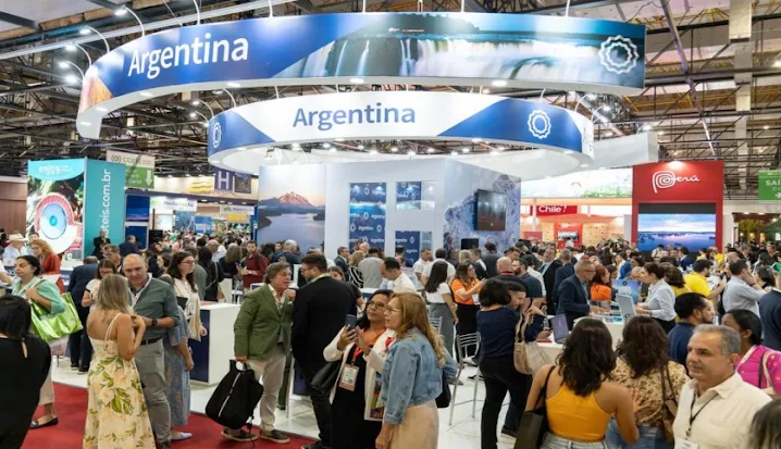 Tierra del Fuego brilla en la feria de turismo más grande de América Latina en Brasil