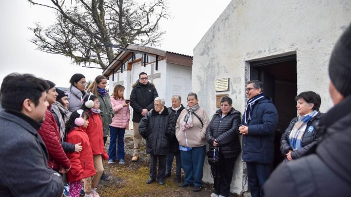 Tolhuin: Homenajearon al ex intendente Raúl Pérez en el 24° Aniversario de su fallecimiento