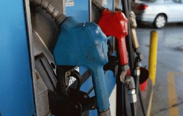 Imparables/ Aumentaron otra vez los combustibles, como cada inicio de mes