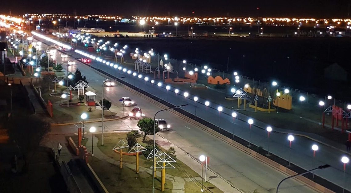 Tras las polémicas : Los valores del alumbrado público estarán congelados por tres meses Tras las polémicas : Los valores del alumbrado público estarán congelados por tres meses