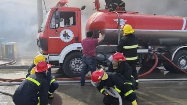 Incendio en domicilio: Rápida acción de bomberos evita tragedia