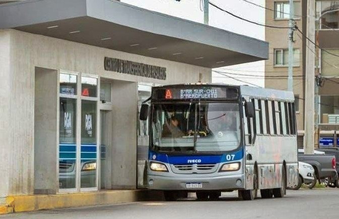 Río Grande: El Municipio absorberá el 50% de la nueva tarifa del boleto de colectivos Río Grande: El Municipio absorberá el 50% de la nueva tarifa del boleto de colectivos