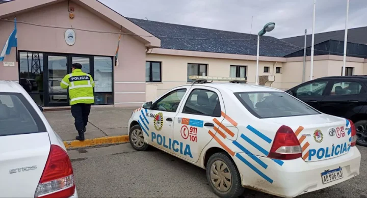 Detienen a un hombre por violación de domicilio y daños en casa de su ex pareja