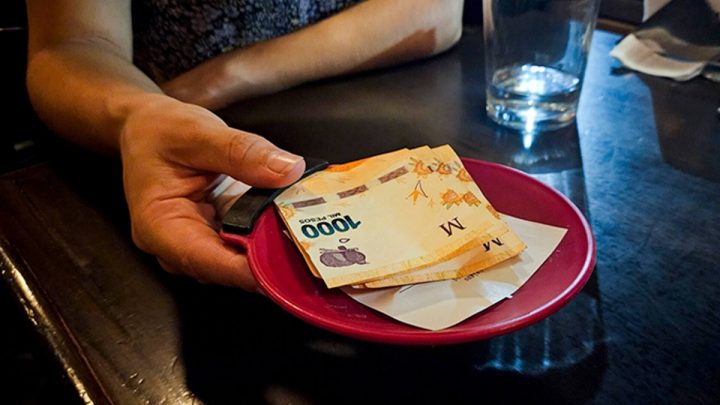 Gastronómicos: Rotundo rechazo en Tierra del Fuego a incluir las propinas en el ticket