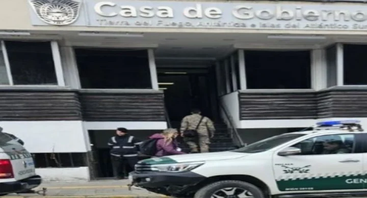 Allanan Casa de Gobierno en Tierra del Fuego en investigación sobre Decreto Electoral