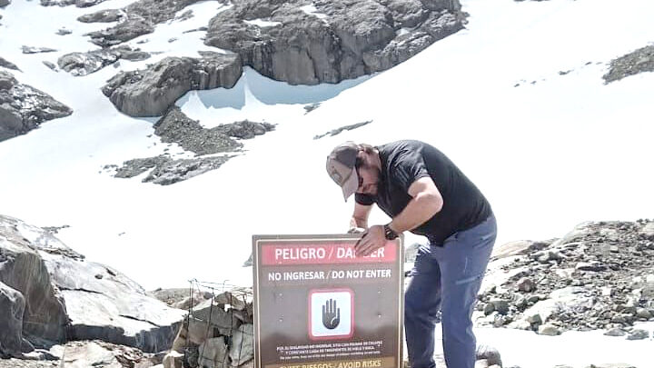 Restringen el ingreso a las cuevas de hielo del Glaciar Vinciguerra