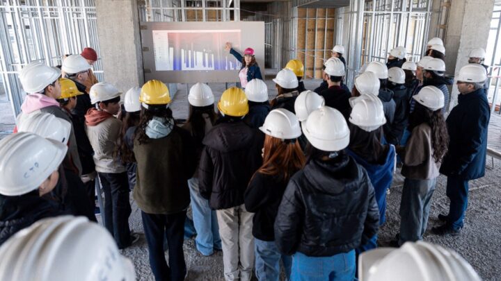 Gobierno: Estudiantes de escuelas técnicas recorrieron la obra del Hospital de Ushuaia