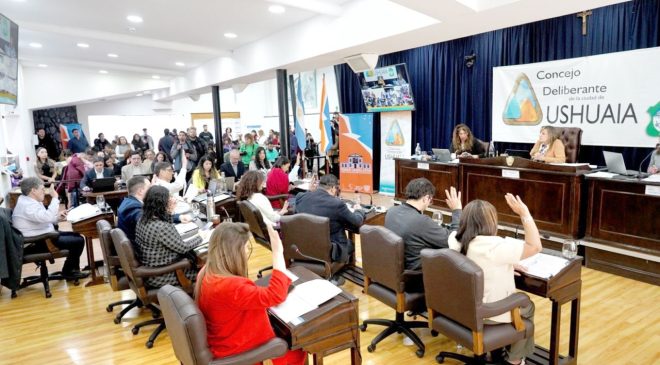 121 mil millones de pesos. El Municipio de Ushuaia presentó el Presupuesto 2025 ante el Concejo