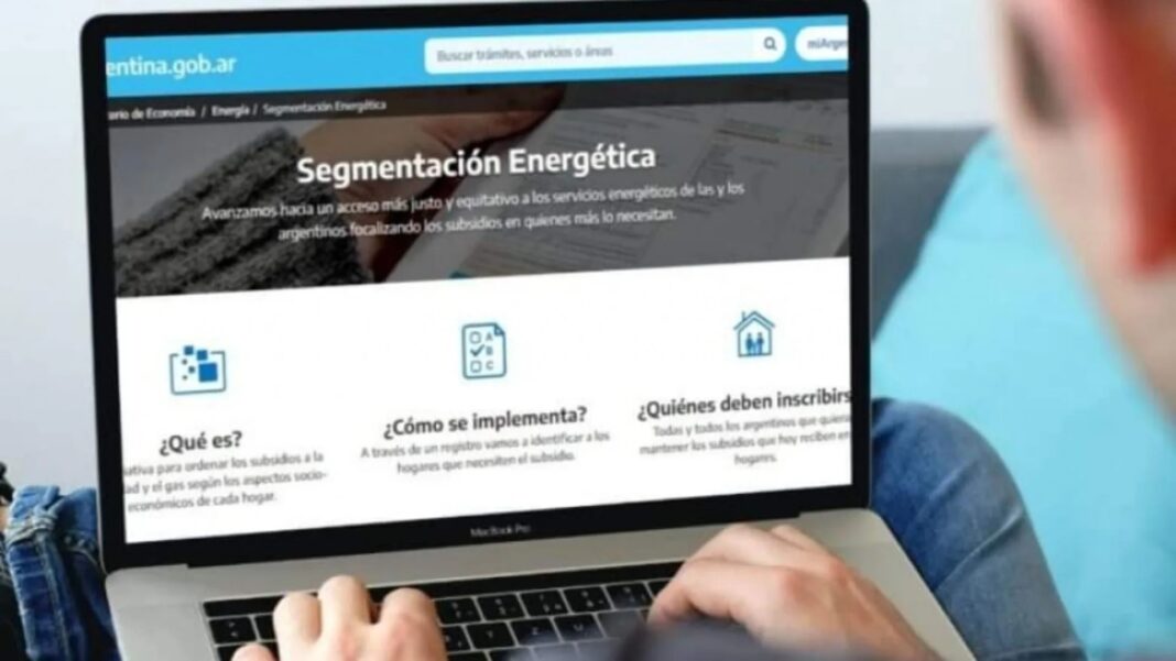 Unas 15 mil personas se inscribieron al subsidio de gas y luz.